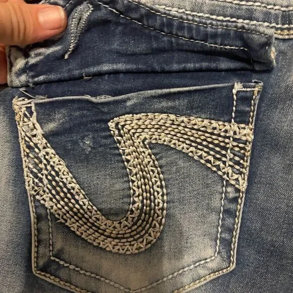 Twentyone Black By Rue21 Jeans. Size 11 juniors. Used. Please see details. - Picture 11 of 12